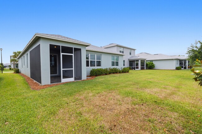 Building Photo - 12327 SW Sand Dollar Wy