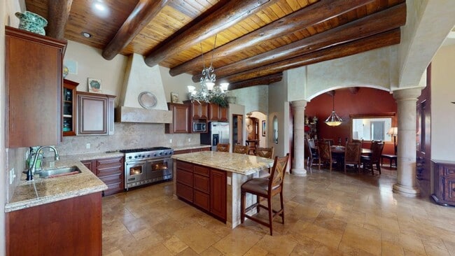 Building Photo - Furnished 5-Bedroom Home with Indoor Pool & Amenities