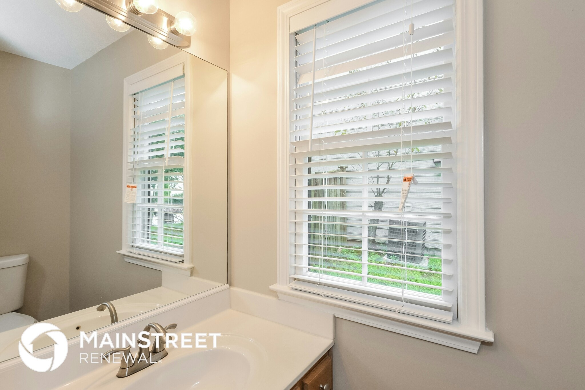 Building Photo - 2970 Binghampton Ln