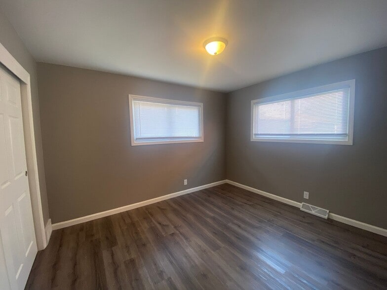 Building Photo - 4267 N 68th St