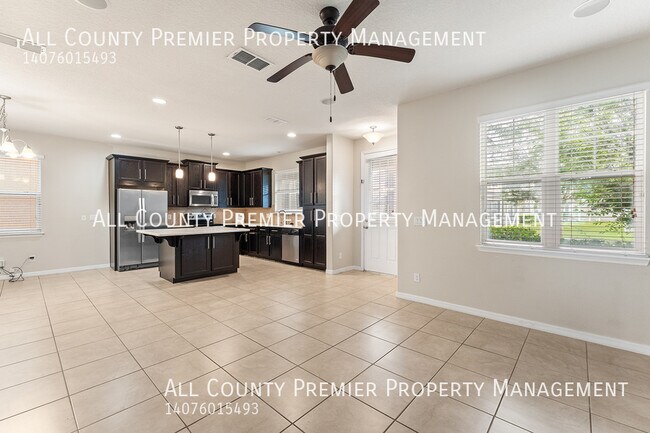 Building Photo - 4775 Creekside Park Ave