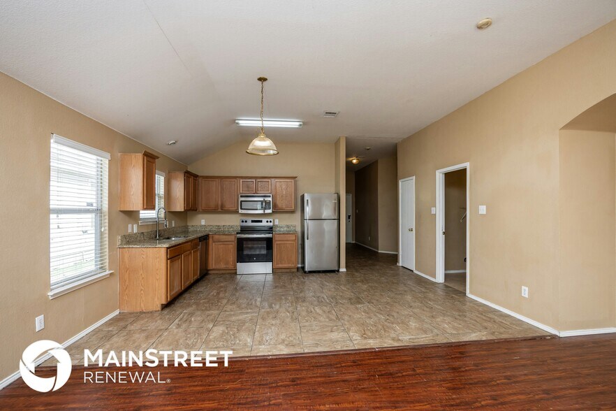 Building Photo - 112 Bushel Ln