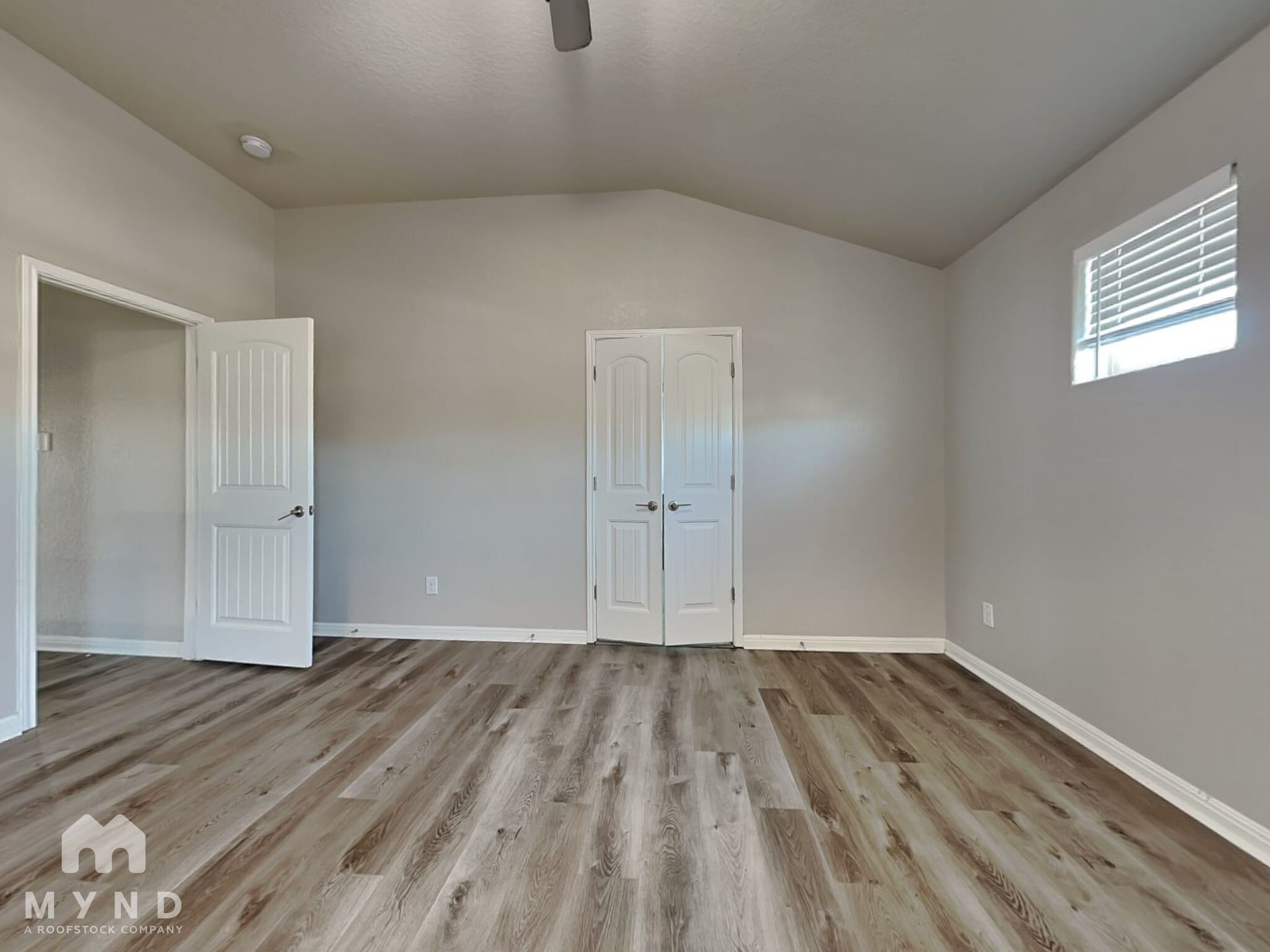 Building Photo - 11335 Decidedly