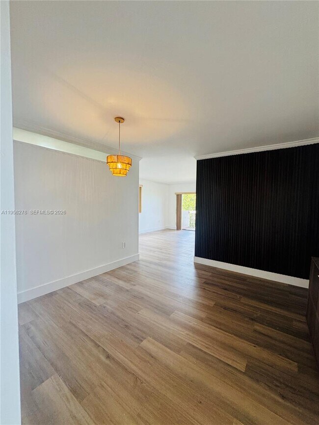 Building Photo - 1101 SW 122nd Ave