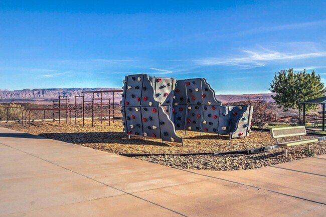 Building Photo - Fully Furnished 3 Bedroom Home In Coral Canyon With Community Amenities