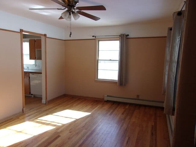 Building Photo - Character-Filled Home with Large Yard & Covered Patio