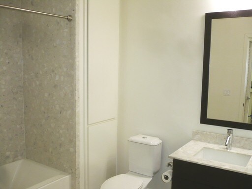 Guest Bath - 12920 W Runway Rd