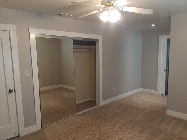 Master closet #2 - 608 Elefa St