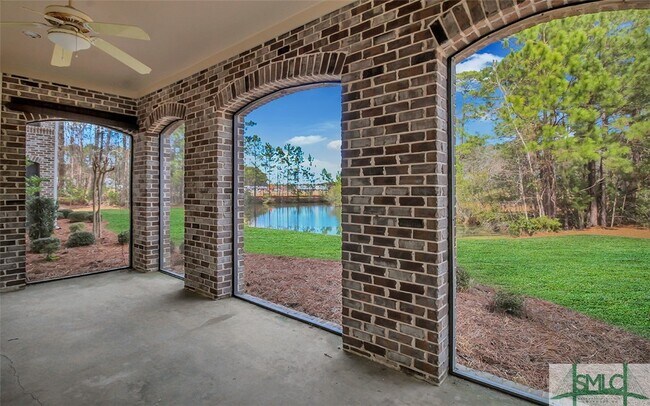Building Photo - 1802 Woodside Ridge