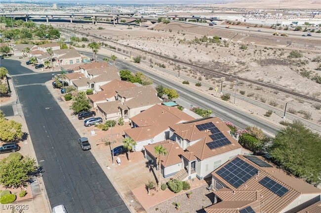 Building Photo - 138 Cam Capri