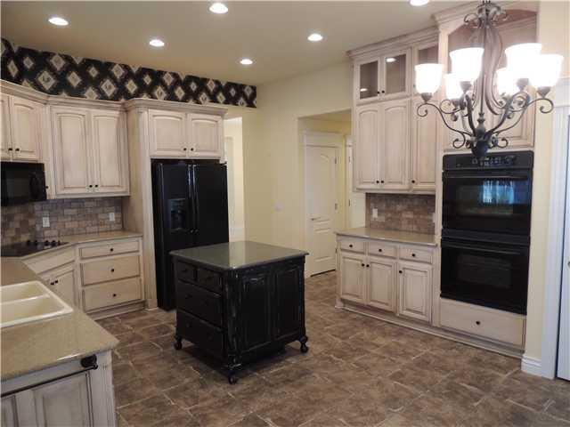 Building Photo - 6612 Stinchcomb Dr