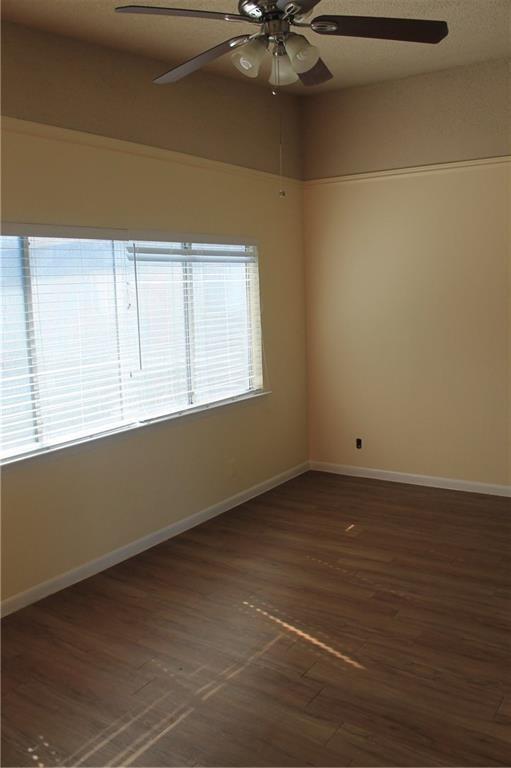 Building Photo - 2408 Longview St