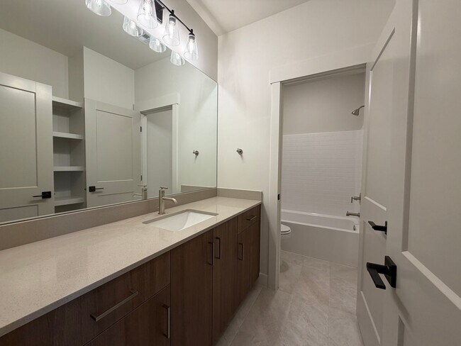 Building Photo - 602 Hemsworth Ln
