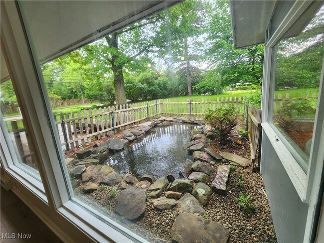 Building Photo - 24160 Buckhurst Dr