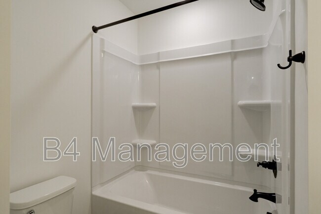 Building Photo - 416 W Parima Ct