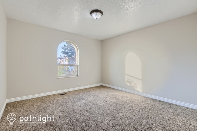 Building Photo - 5539 Danube Circle