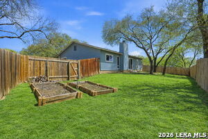 Building Photo - 7106 Comanche Ridge Dr