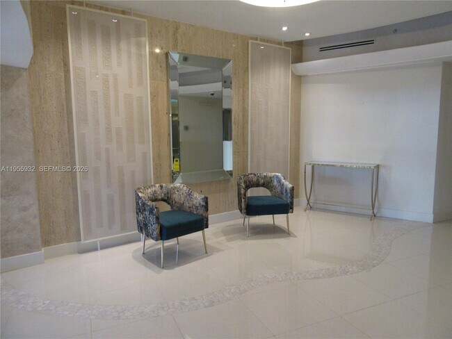 Building Photo - 3301 NE 5th Ave