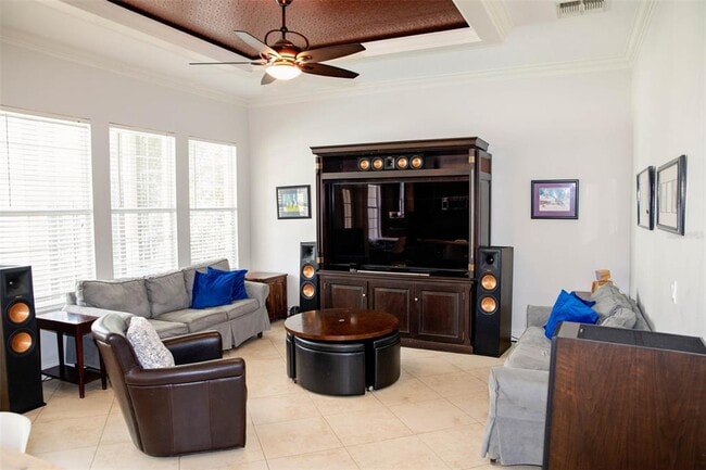 Building Photo - 411 Sycamore St