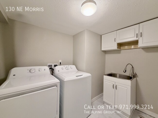 Building Photo - 130 NE Morris-