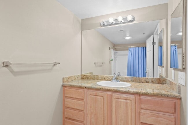 Building Photo - Extremely private and modern gated complex...