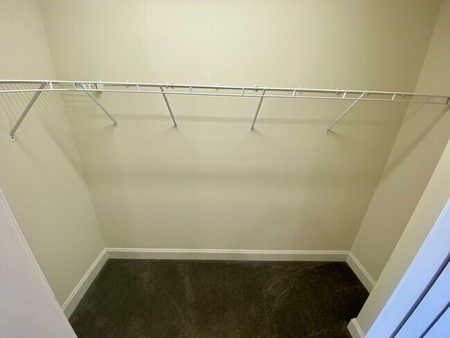 Building Photo - Apartment with Waterview in Downtown Wilmington