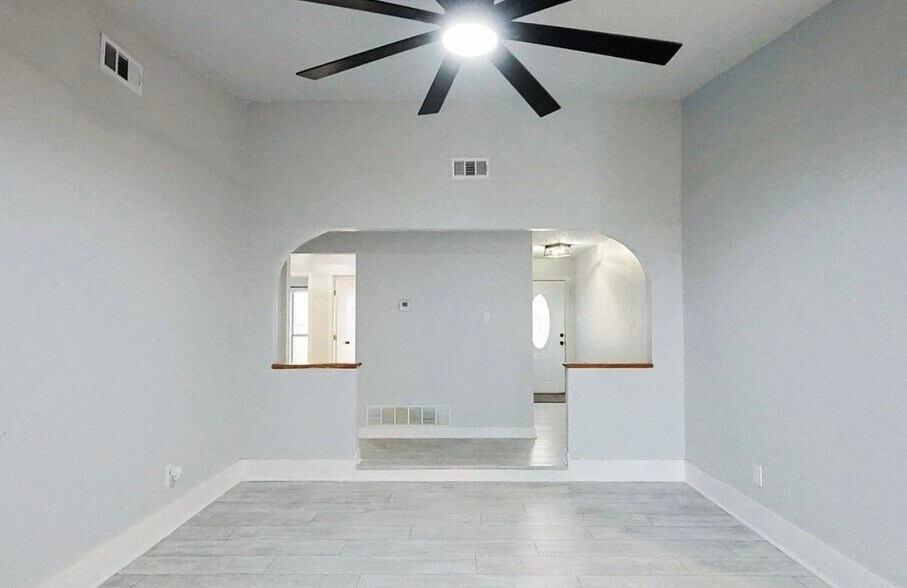 Building Photo - 1710 Bob White Ct