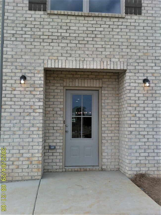 Building Photo - Spacious Home for Rent in Meridianville, AL... Available to View Now!!!