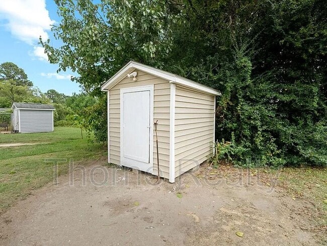 Building Photo - 2605 Shreve Rd