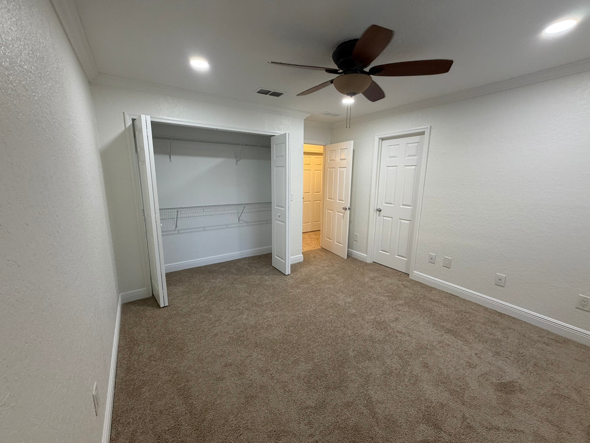 Building Photo - 8445 Indian Wells Ct