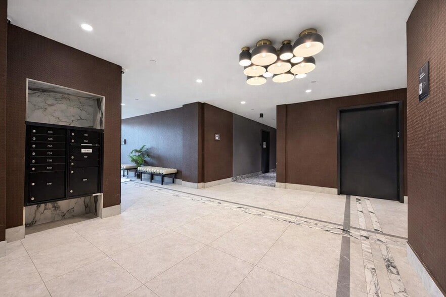 Building Photo - 91 Bruckner Blvd