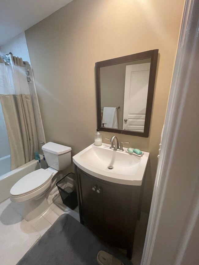 Building Photo - 25339 Kinsale Pl