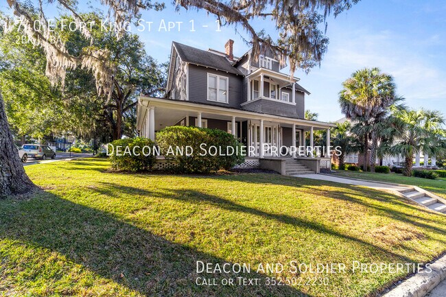 Building Photo - 740 E Fort King St