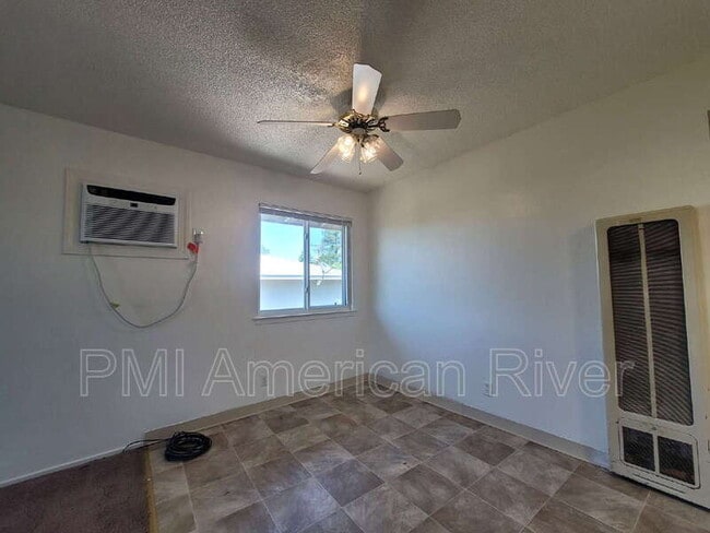 Building Photo - 6124 Terrell Dr