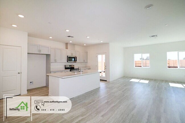 Building Photo - 3012 Legend Ln