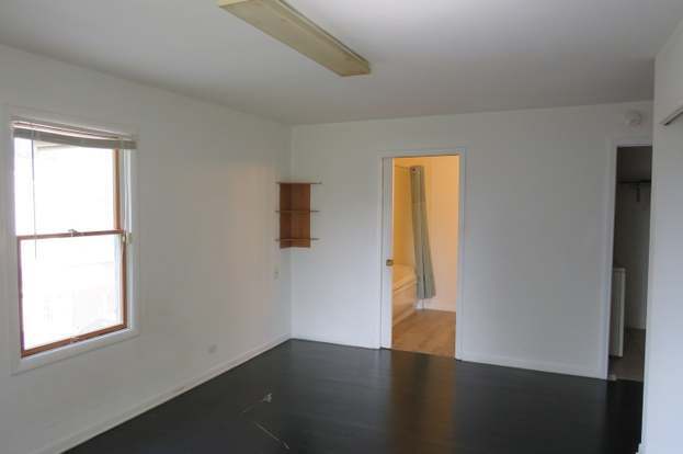 Building Photo - 544 N Hainesville Rd