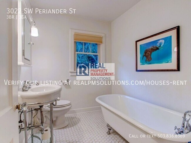 Building Photo - 3022 SW Periander St