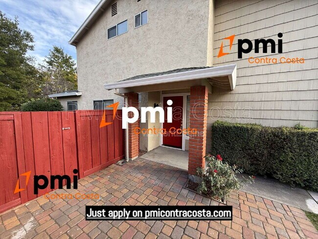 Building Photo - 974 Signal Ct