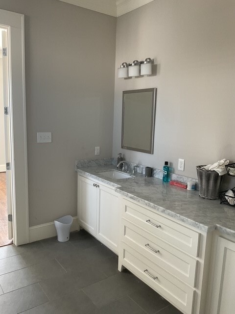 Building Photo - 5717 Winsome Ln