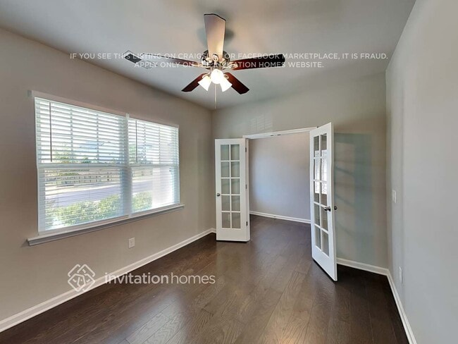 Building Photo - 16711 Cozy Cove Rd