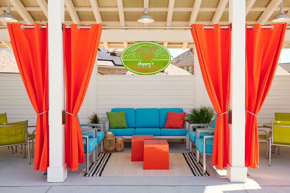 cabanas - 521 Peace Dr