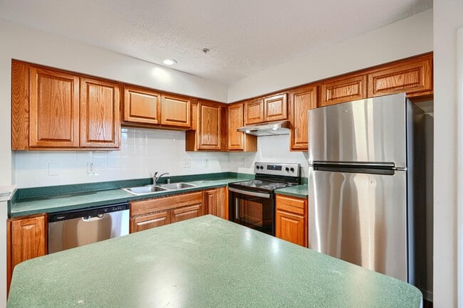 Building Photo - 9847 Bale Ct