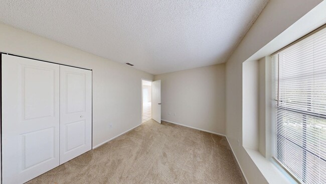 Building Photo - 3 BED/ 2 BATH HOME IN DELTONA!