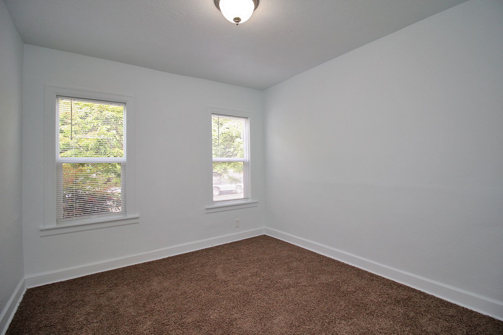 Building Photo - 826 N Humboldt St