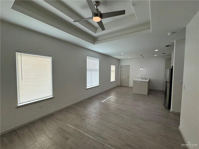 Building Photo - 16 N 58th St
