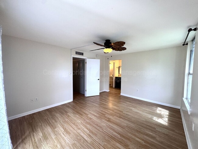 Building Photo - 514 Orange Dr