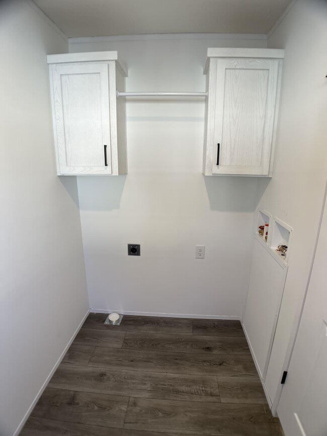 Building Photo - 13940 Bundoran Ave