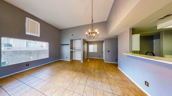 Building Photo - "Charming Las Vegas Retreat: 2-Bed Oasis o...