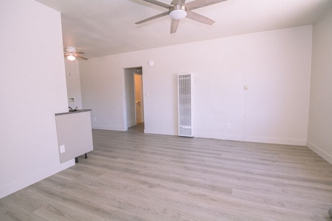 Building Photo - 16743 Barbee St