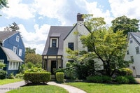 Building Photo - 127 Pinckney Rd